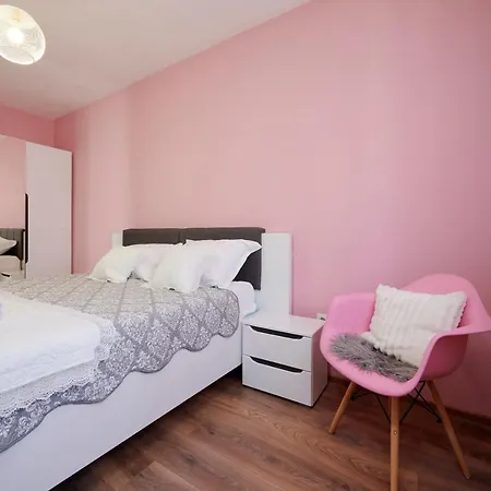 Apartman Tinel *